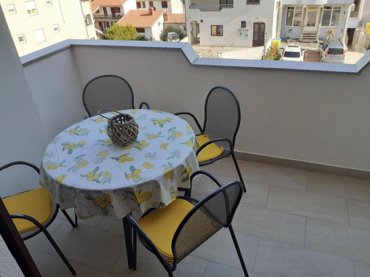 Charming Apartments In Пула Экстерьер фото